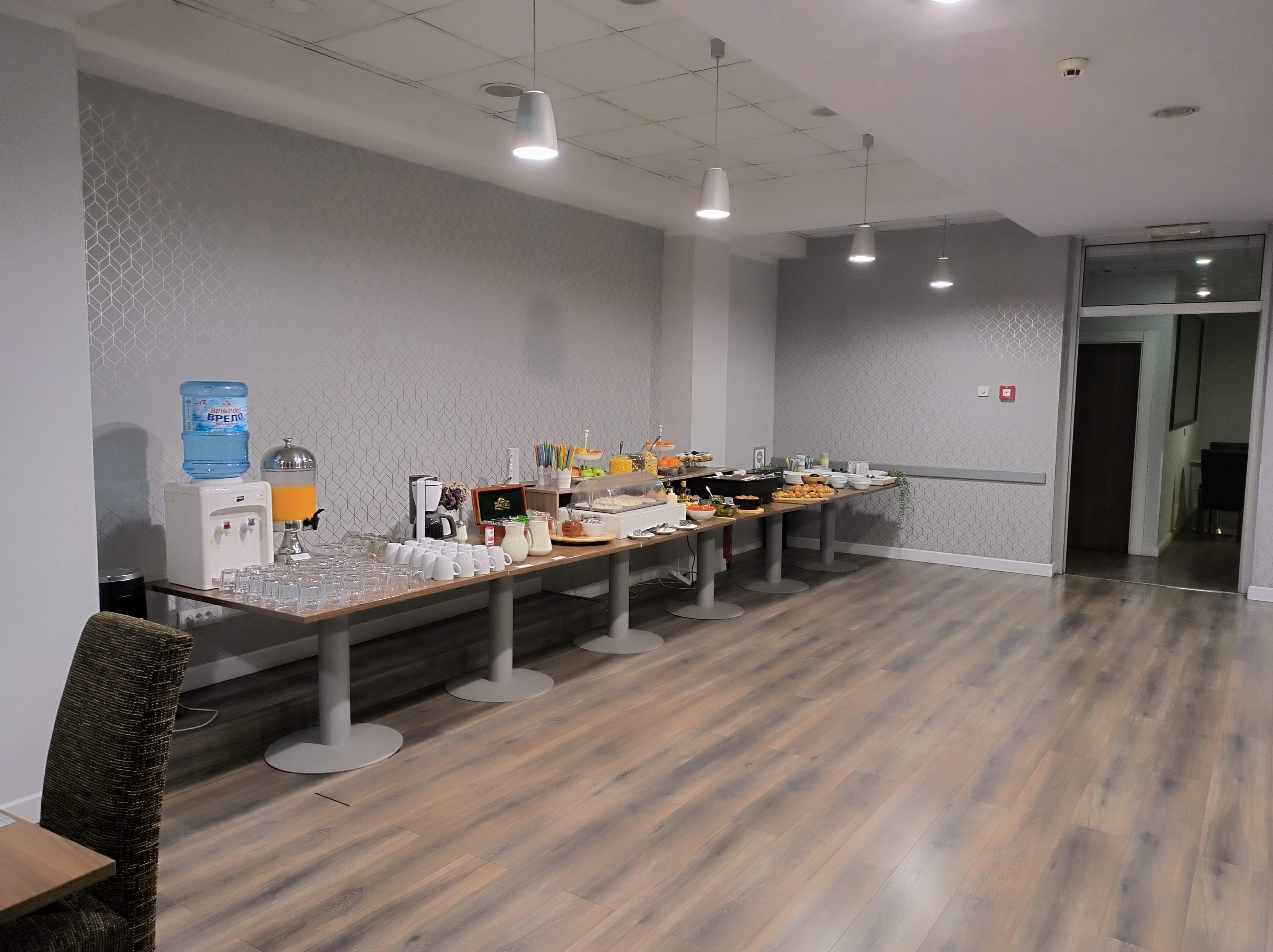 Фото Balkan Garni Hotel