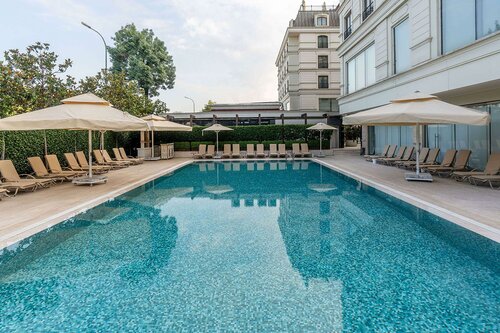 Гостиница Wyndham Grand Istanbul Kalamis Marina Hotel в Кадыкёй