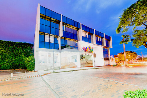 Гостиница Hotel Arizona Suites в Кукуте