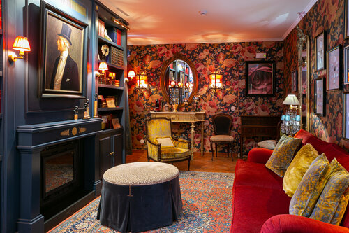 Гостиница Rosegarden House в Синтре