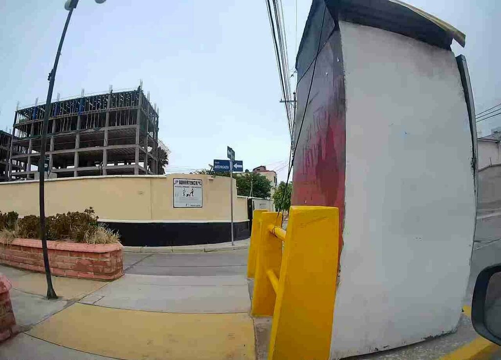 Pass office, security post Security Post, Cochabamba, photo