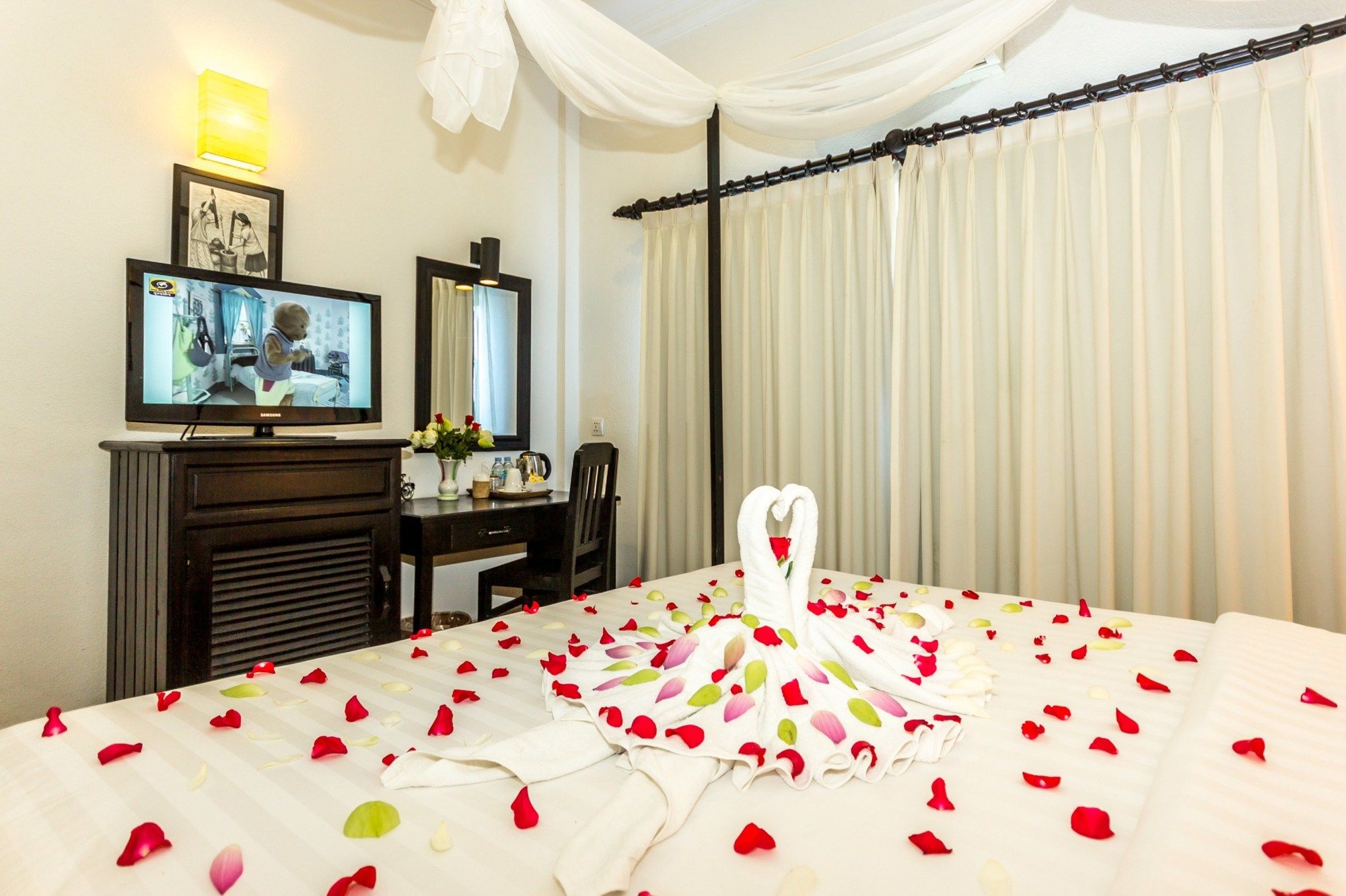 Фото The Grand Cyclo Boutique Suite & SPA