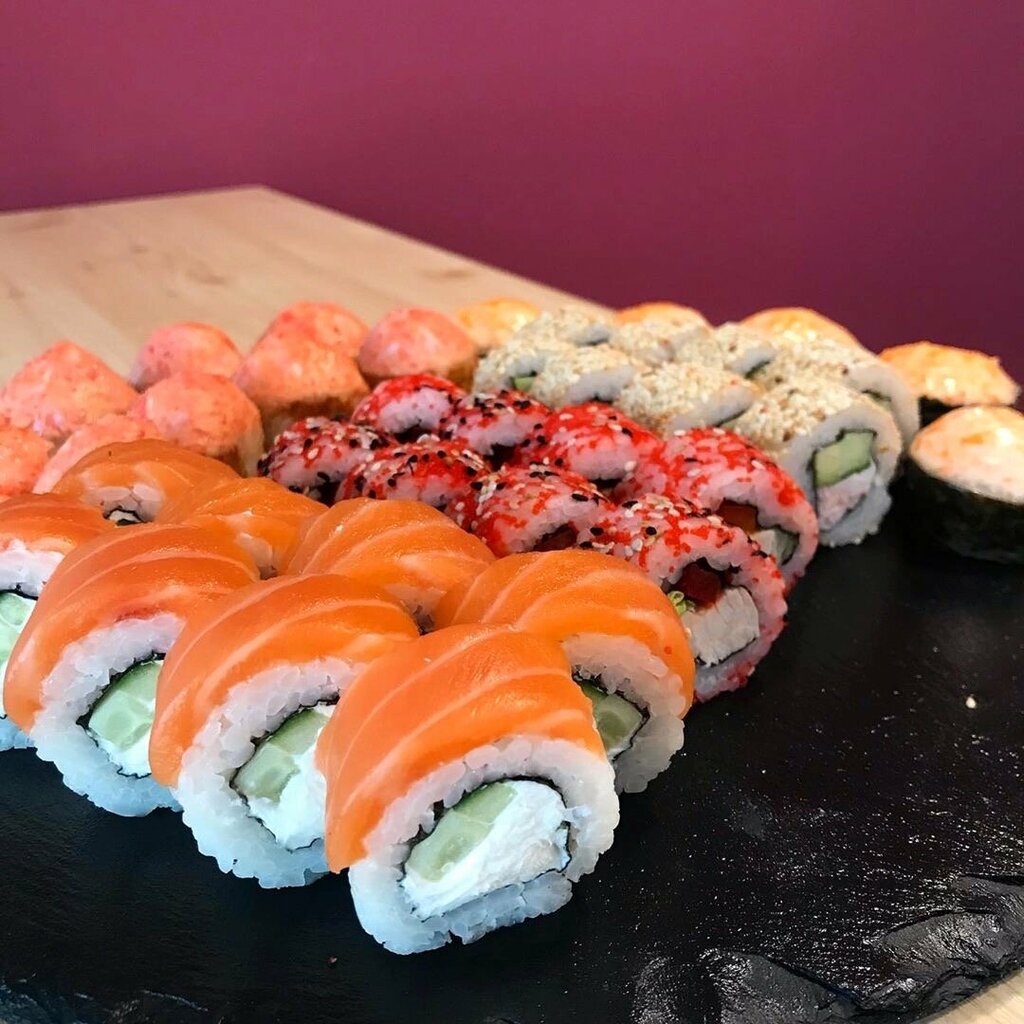 Sushi and rolls store Суши Wok, Polyarnie Zori, photo