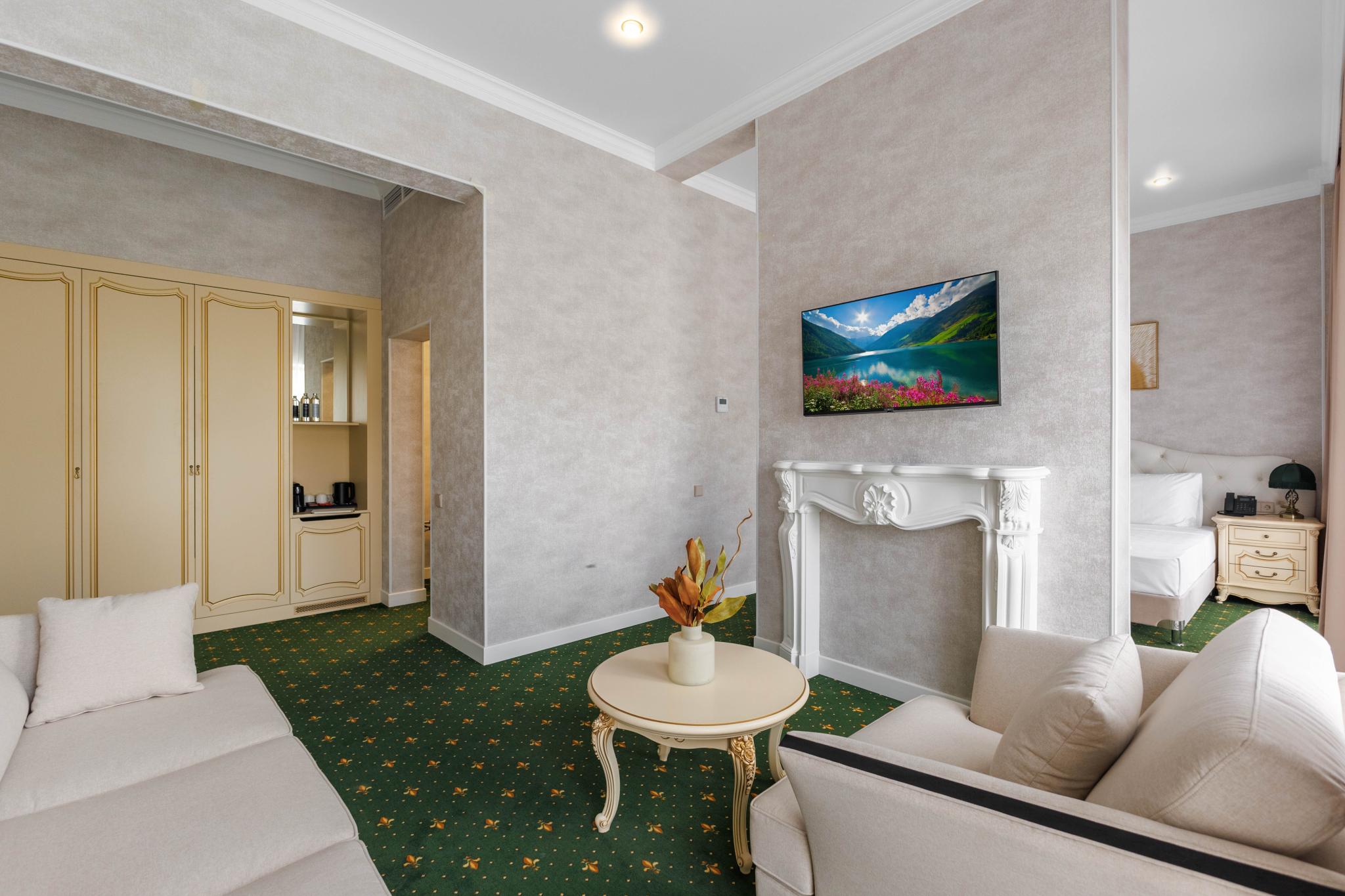 Фото Cosmos Vladikavkaz La Vallee Hotel