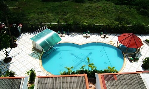 Гостиница Thepnakorn Hotel в Бурираме