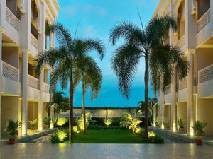 Гостиница The Pade Hotel