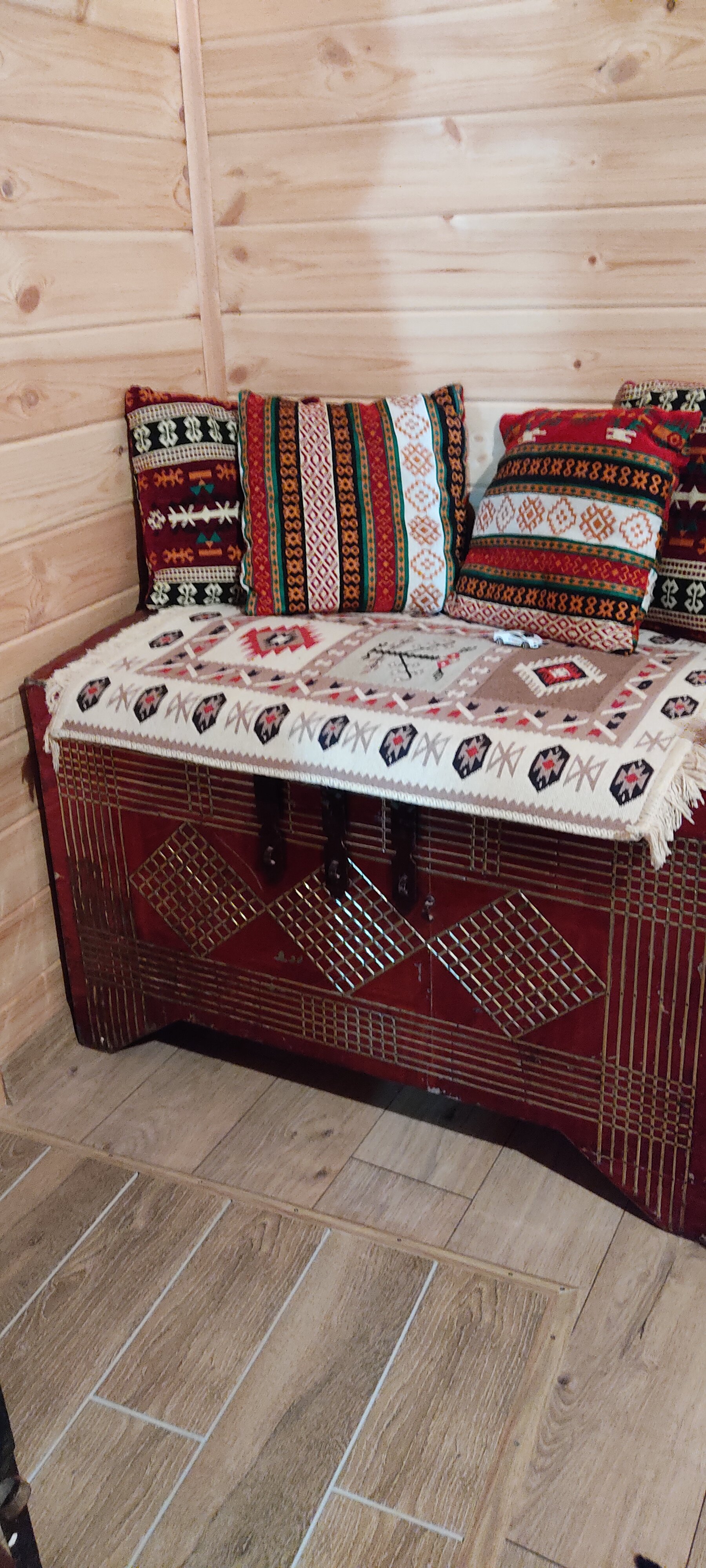 Фото У Амира