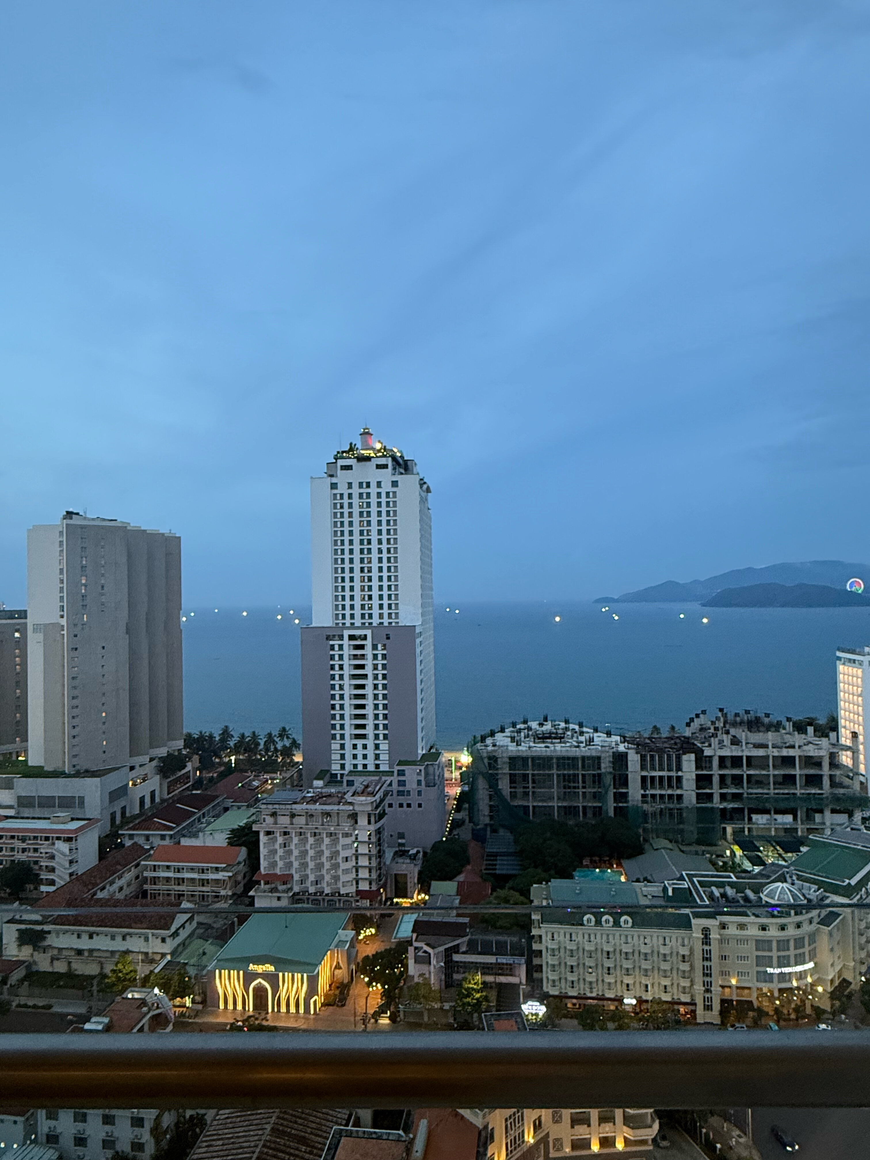 Фото Melia Vinpearl Nha Trang Empire