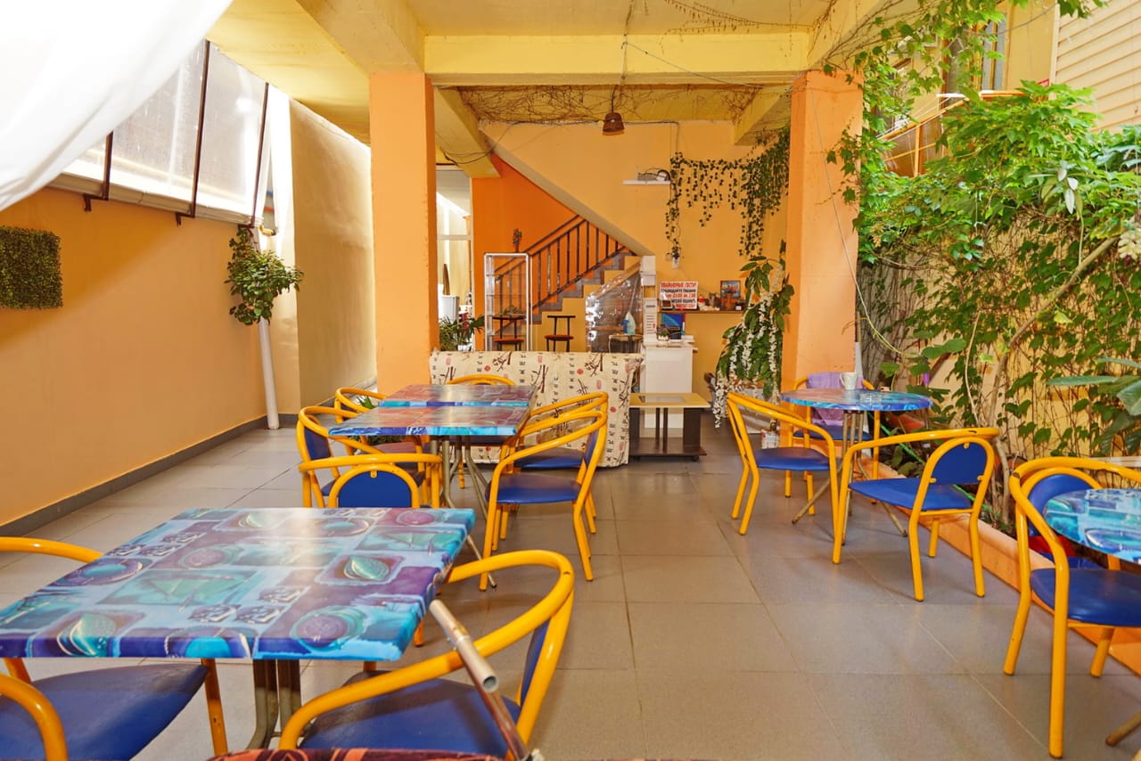 Фото отеля 2