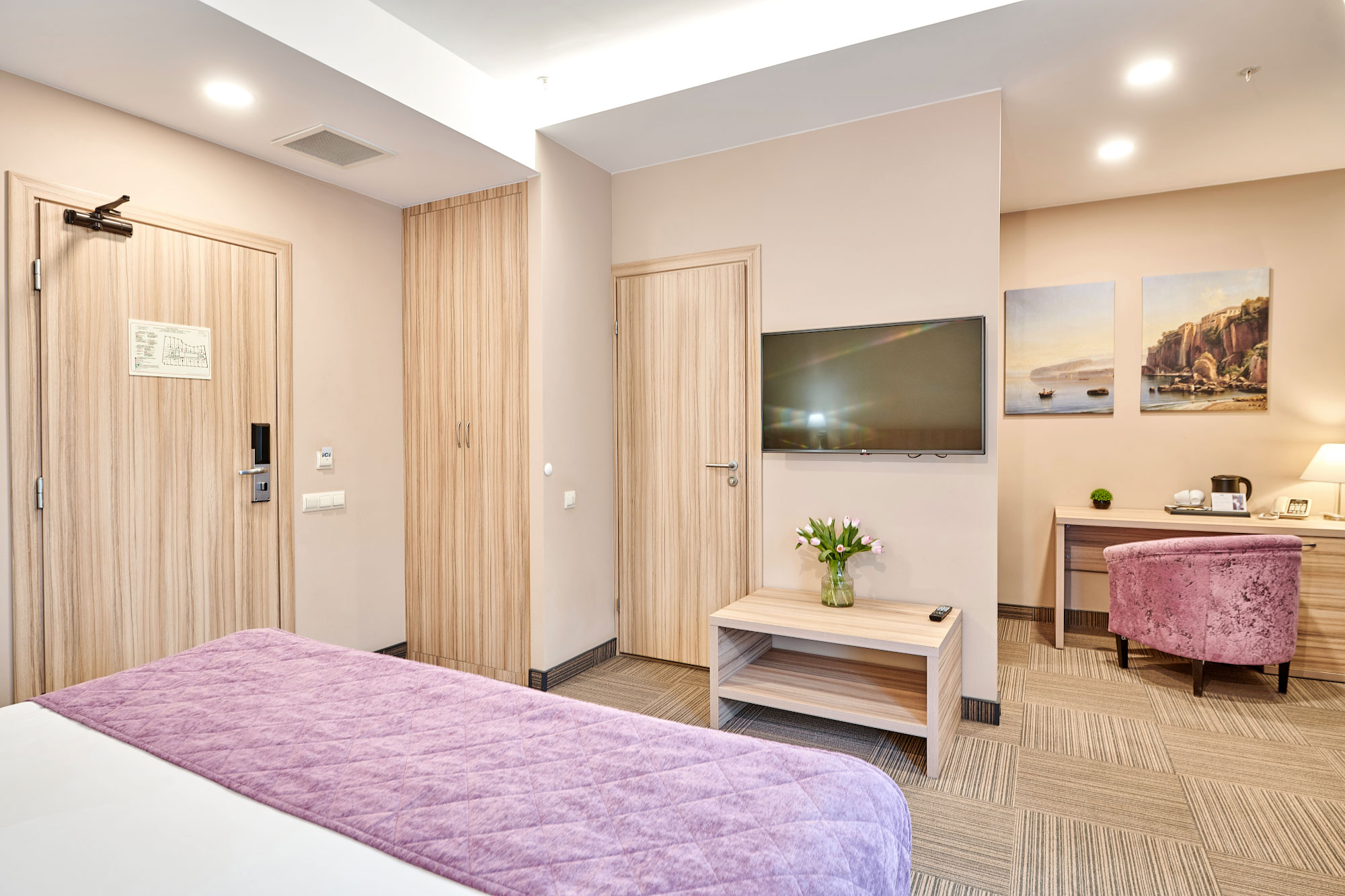 Фото Harbor Club  Hotel