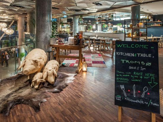 Фото Clarion Hotel The Edge