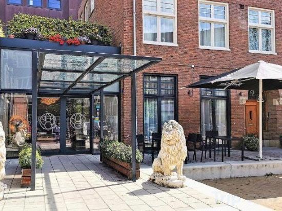 Фото Chasse Hotel