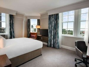 Гостиница Hilton Edinburgh Carlton