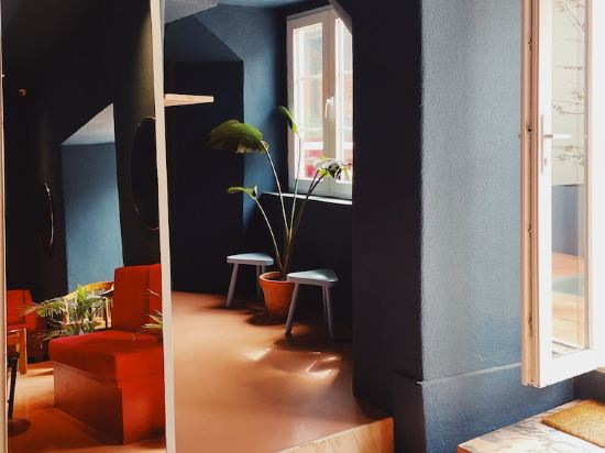 Фото Esqina Cosmopolitan Lodge