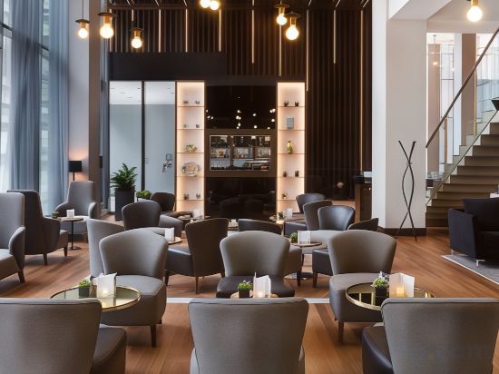 Фото Hôtel AC Montréal Centre ville