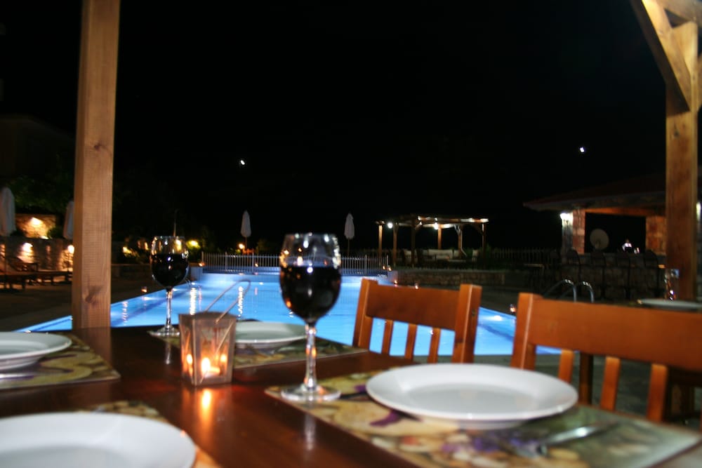 Фото Ataviros Hotel