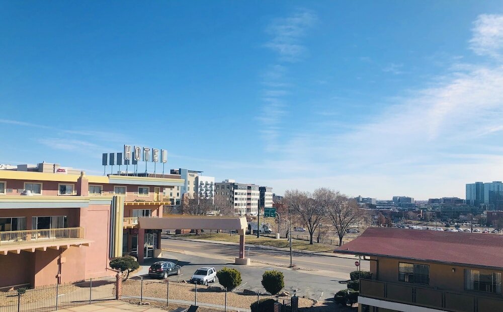 Фото Отель Quality Inn Denver Downtown