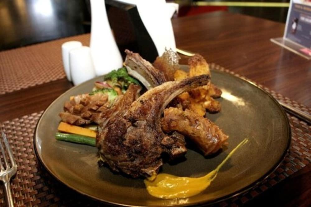 Фото Forbis Hotel