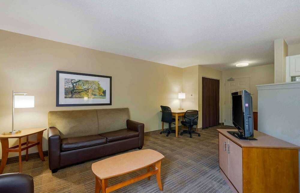 Фото Extended Stay America Suites Tampa Airport Memorial Hwy