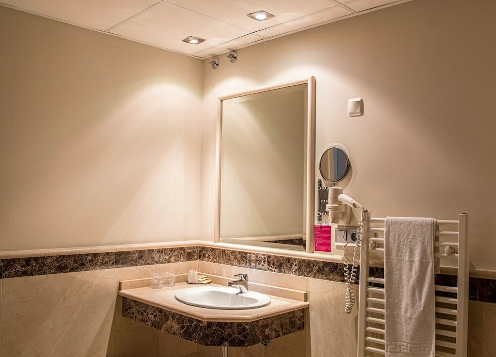 Фото Hotel Sevilla