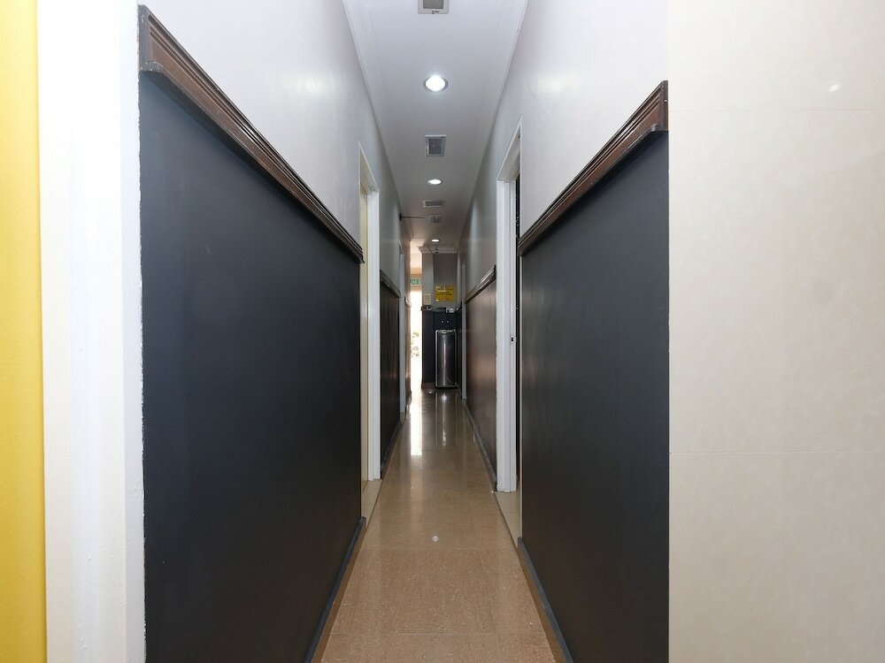 Фото Oyo 1190 Nice Stay Hotel