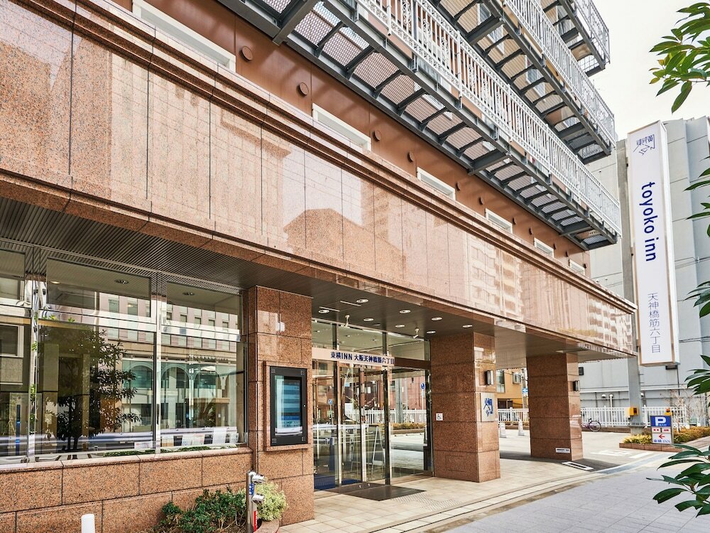 Фото Toyoko Inn Osaka Tenjimbashi-suji Rokuchome