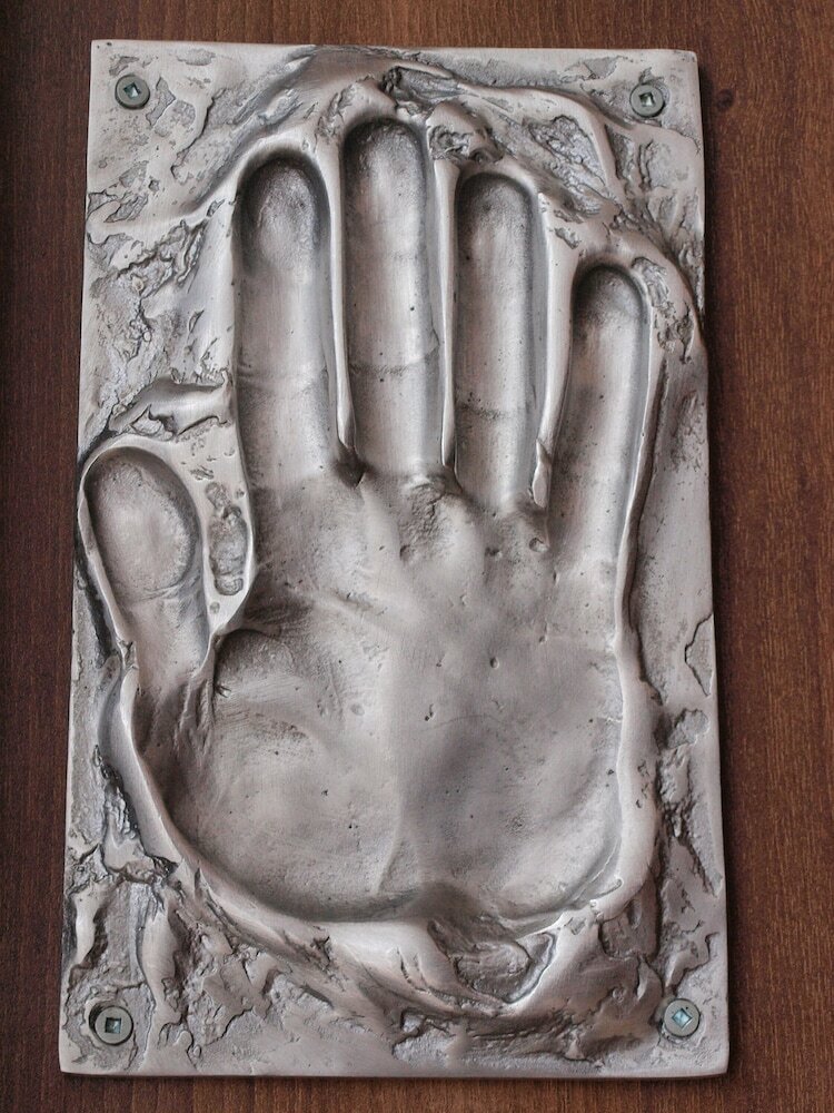 Фото Simply Rooms & Suites