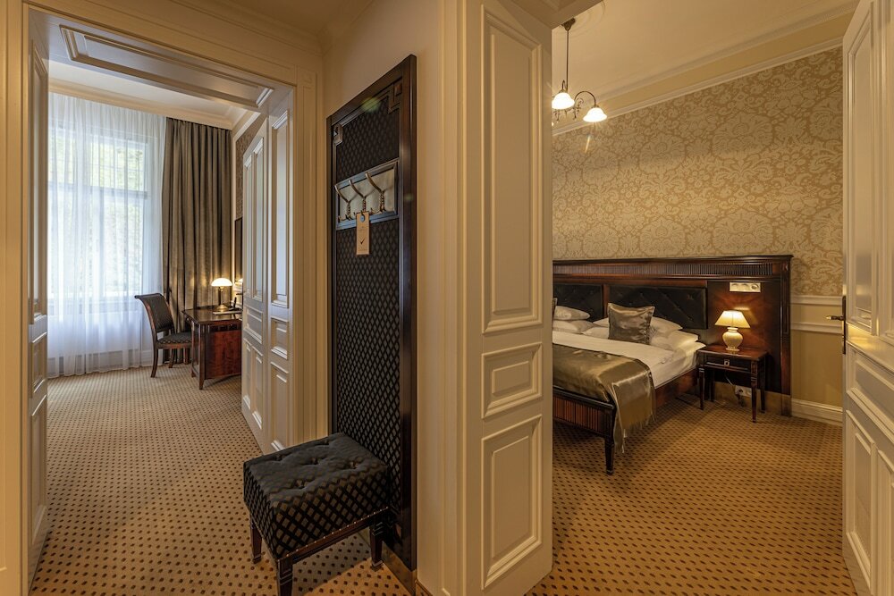 Фото Olympic Palace Luxury SPA Hotel