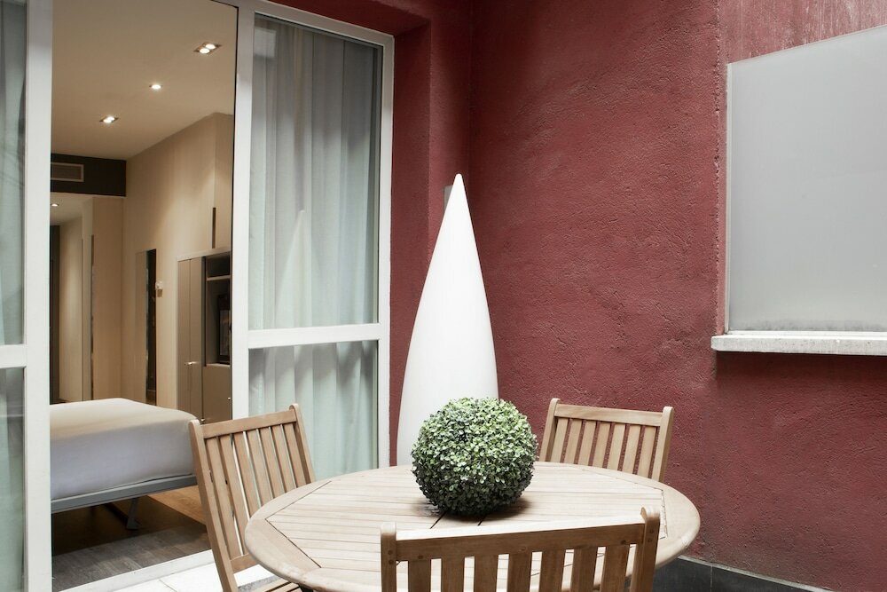 Фото Petit Palace Plaza España