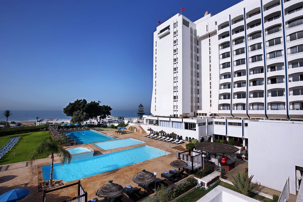 Фото Anezi Tower Hotel