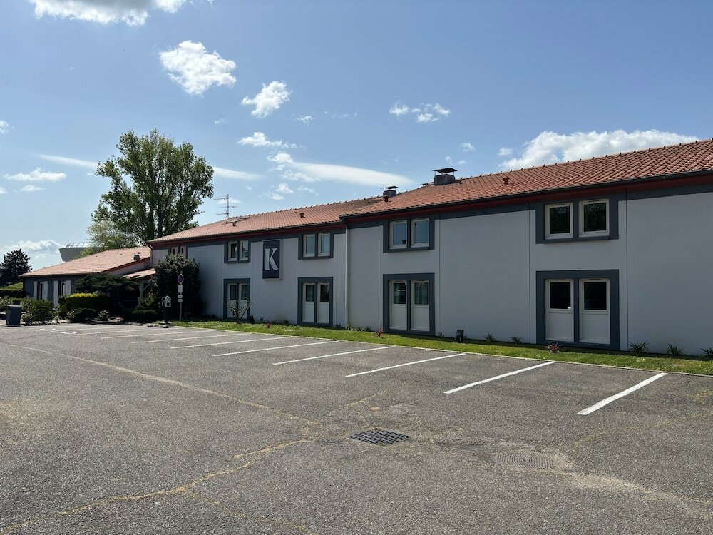 Фото Kyriad Bordeaux- Lormont