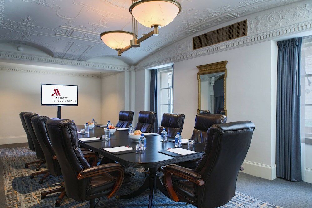 Фото Marriott St. Louis Grand