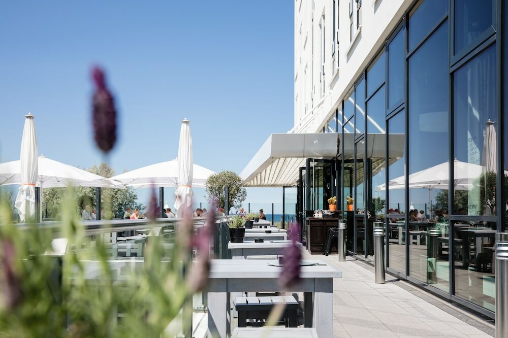 Фото Aja Warnemuende