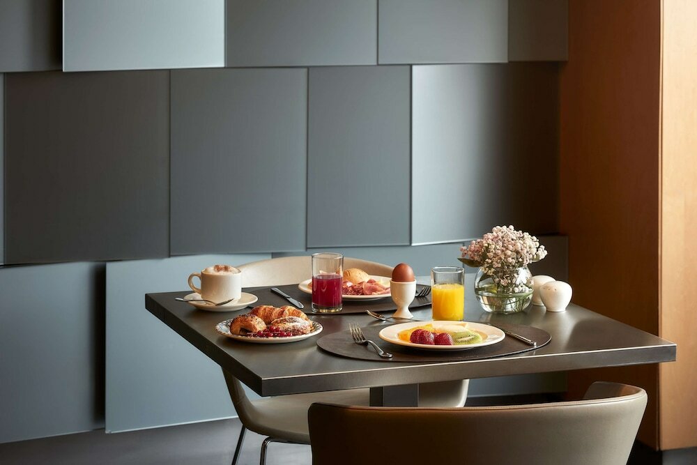 Фото Nh Madrid Las Tablas