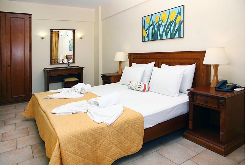 Фото Alexander House