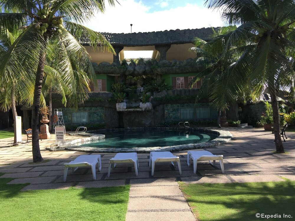 Фото Bohol Tropics Resort