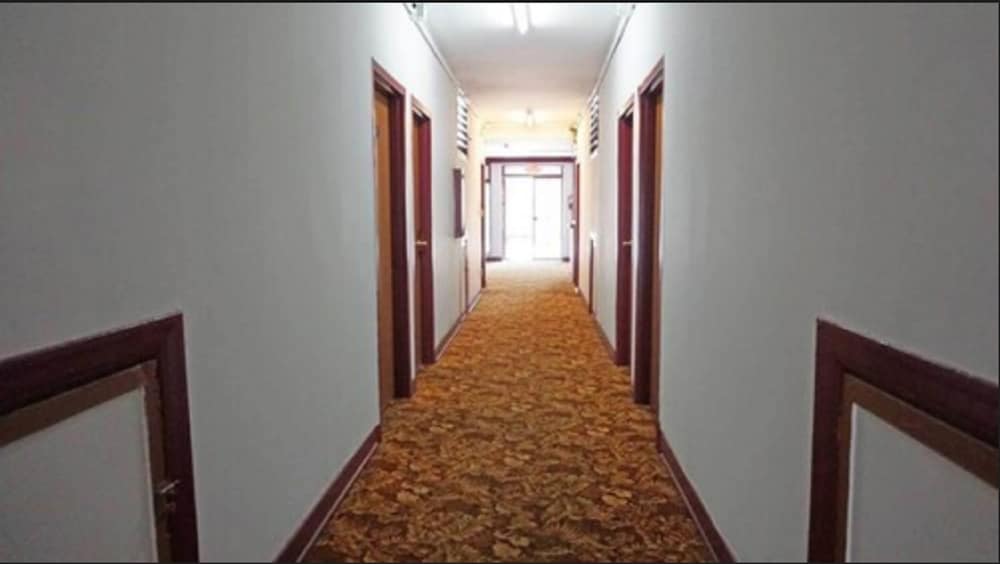 Фото Hollywood Roxy Hotel