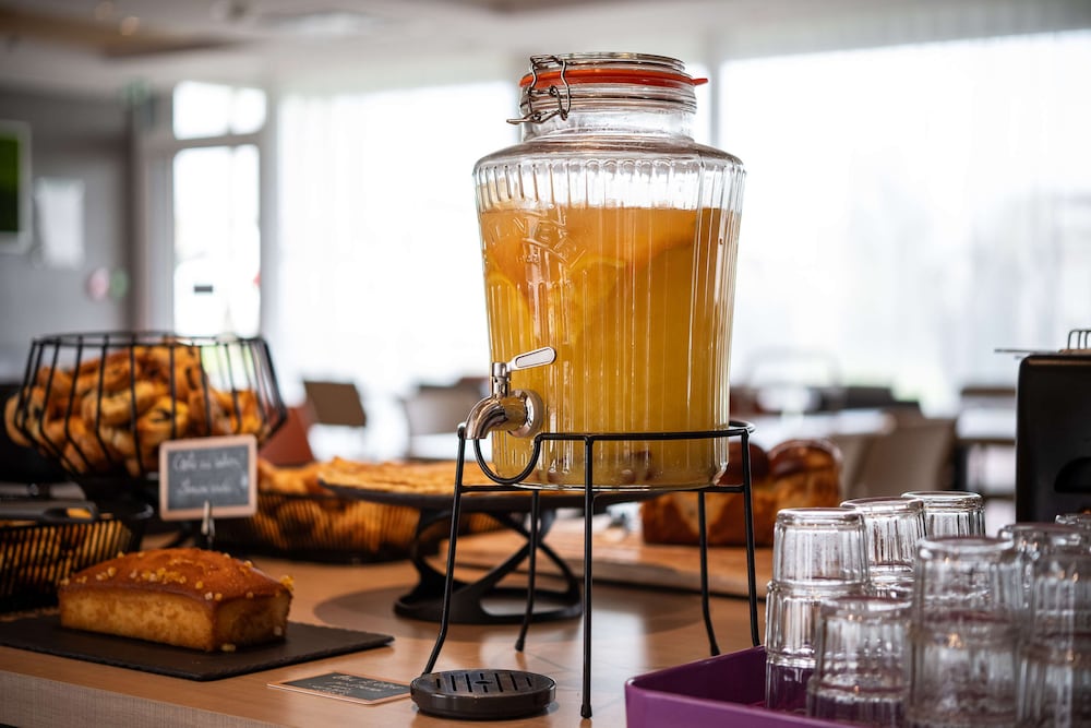 Фото Kyriad Prestige Saint-Malo