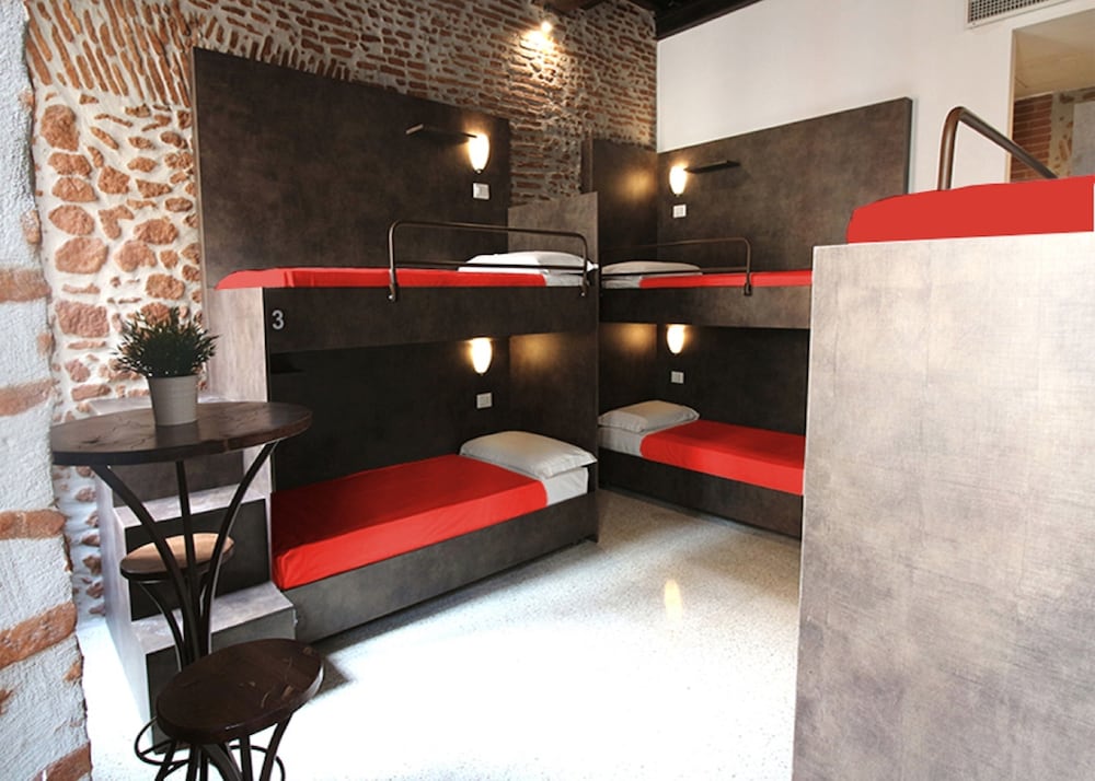 Фото New Generation Hostel Rome Center