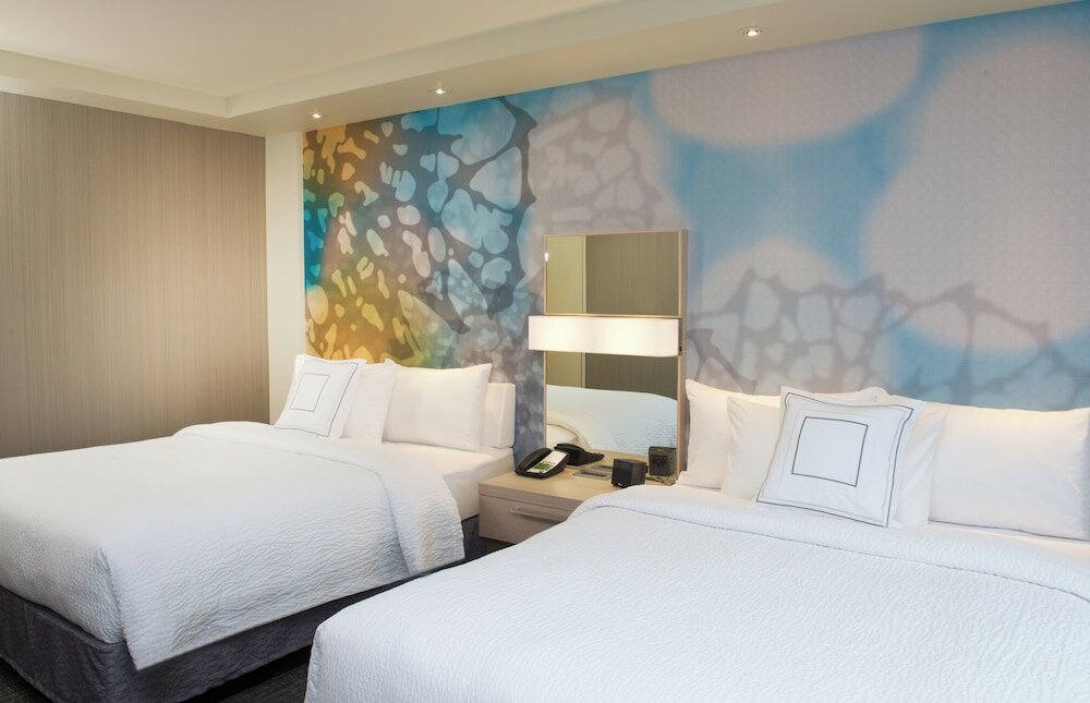 Фото Courtyard by Marriott Seattle Everett Downtown