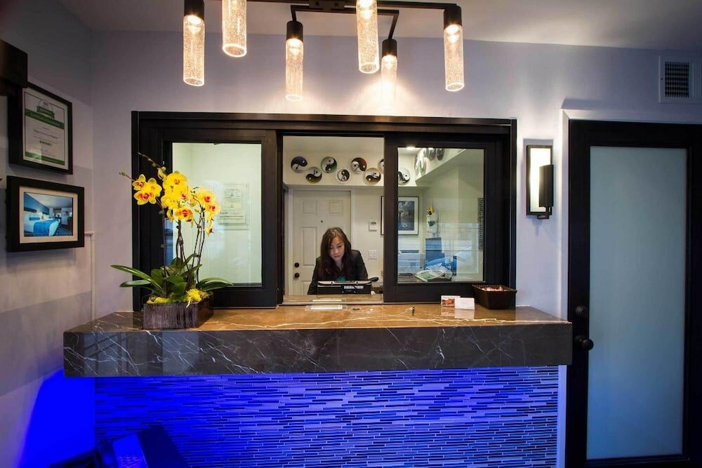 Фото Regency Inn Los Angeles