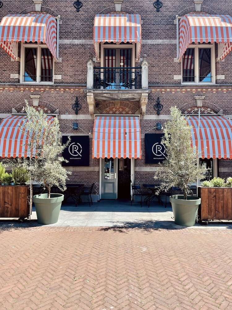 Фото The Manor Amsterdam