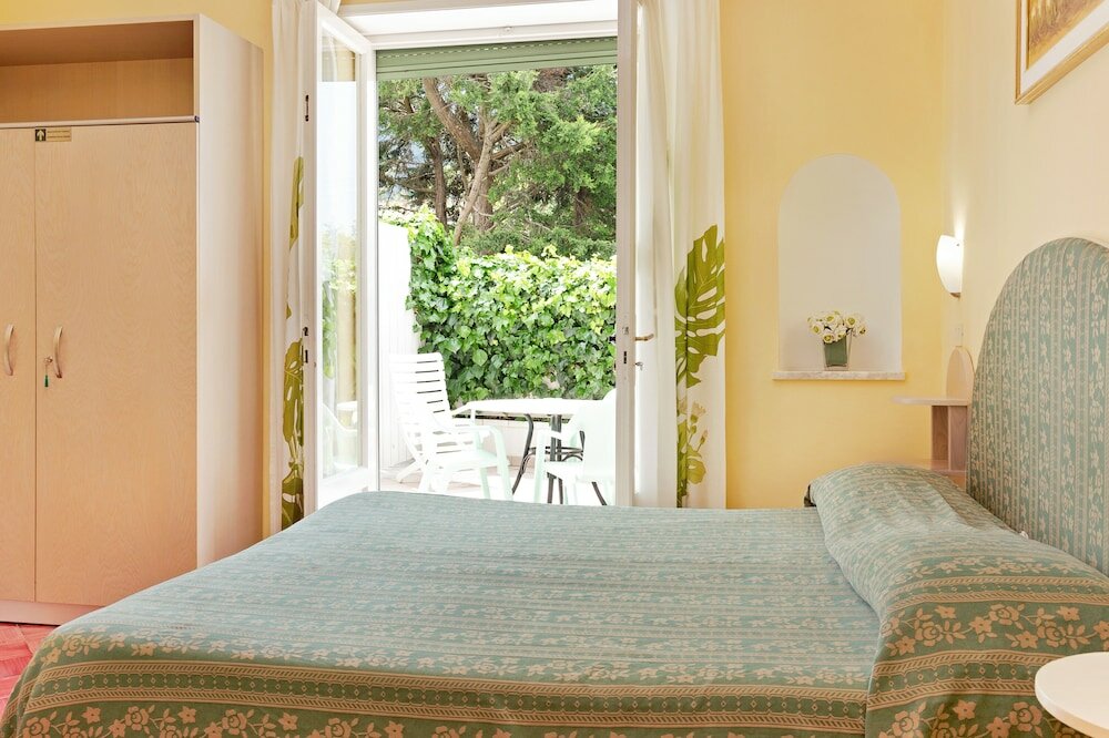 Фото Hotel Carmencita