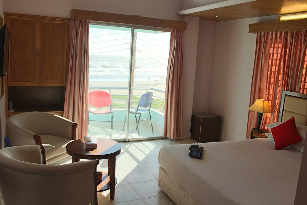 Фото Hotel Sea Crown