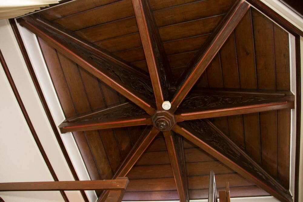 Фото Golden Tree Hotel