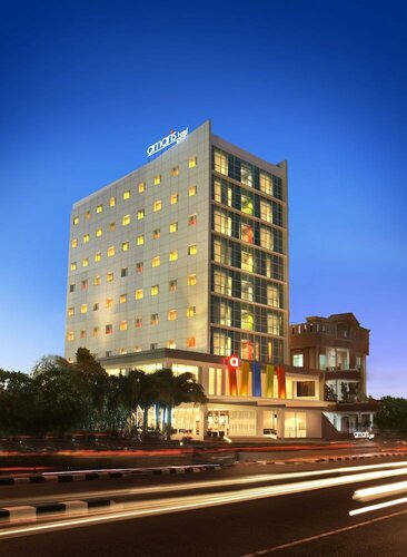 Гостиница Amaris Hotel Padang в Паданге