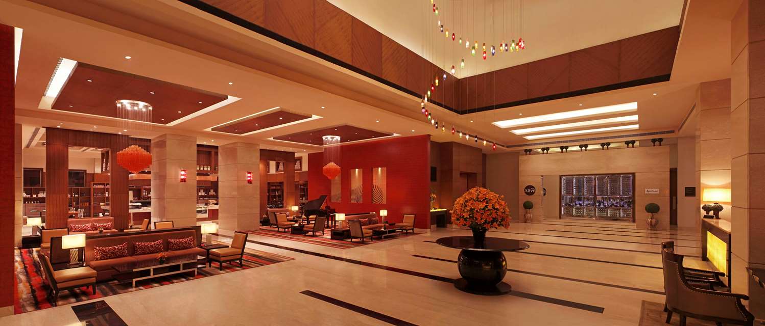 Фото DoubleTree by Hilton Hotel Gurgaon - New Delhi NCR