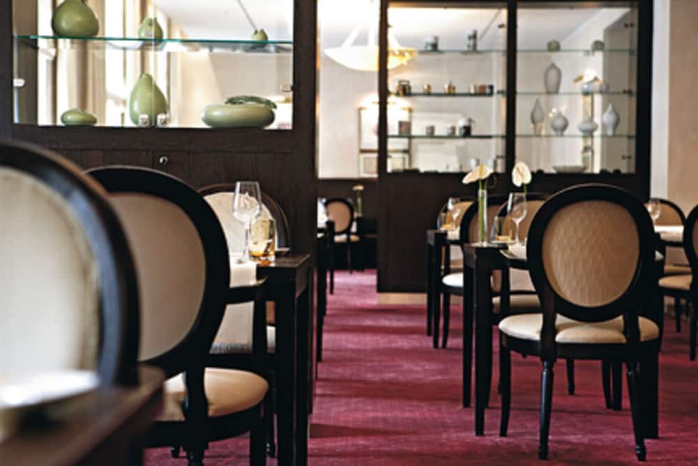 Фото Metropolitan Hotel by Flemings