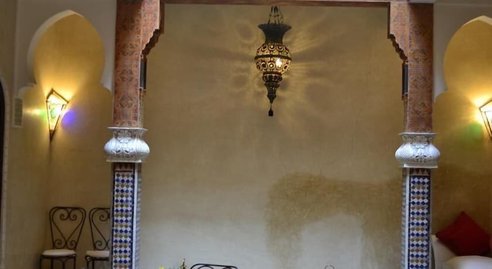 Фото Riad Charik