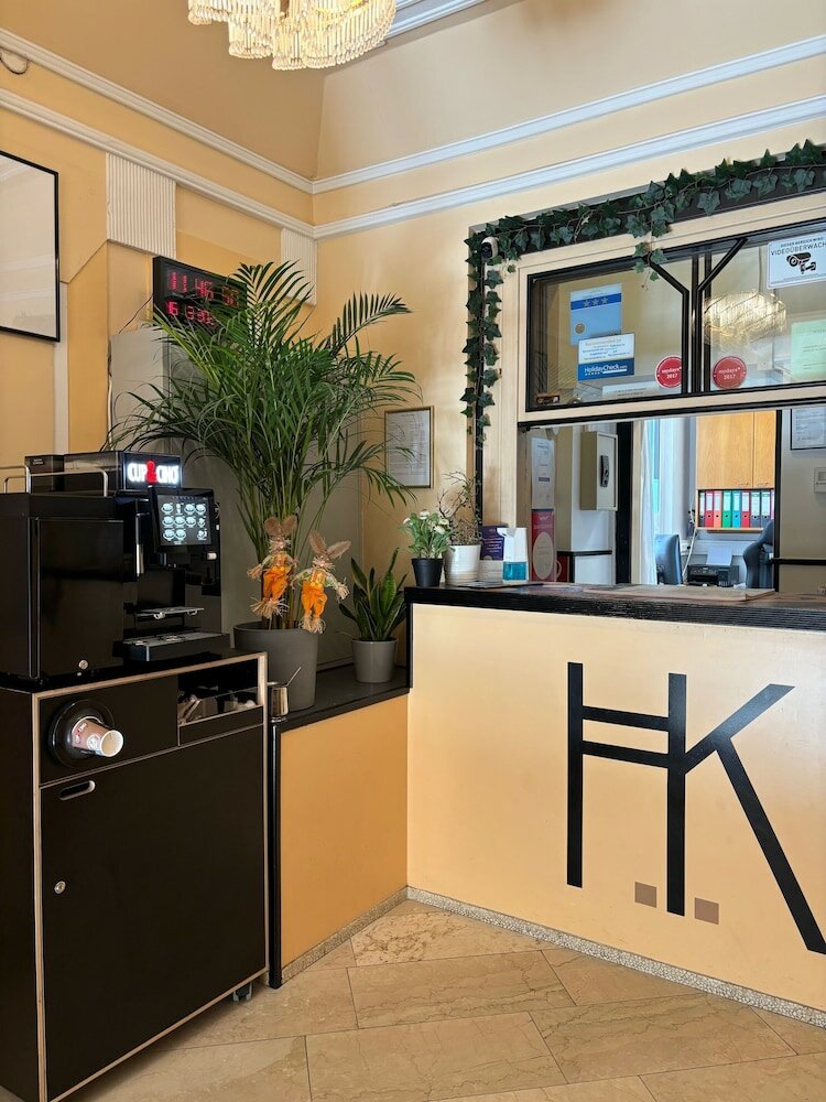 Фото Hotel & Apartments Klimt